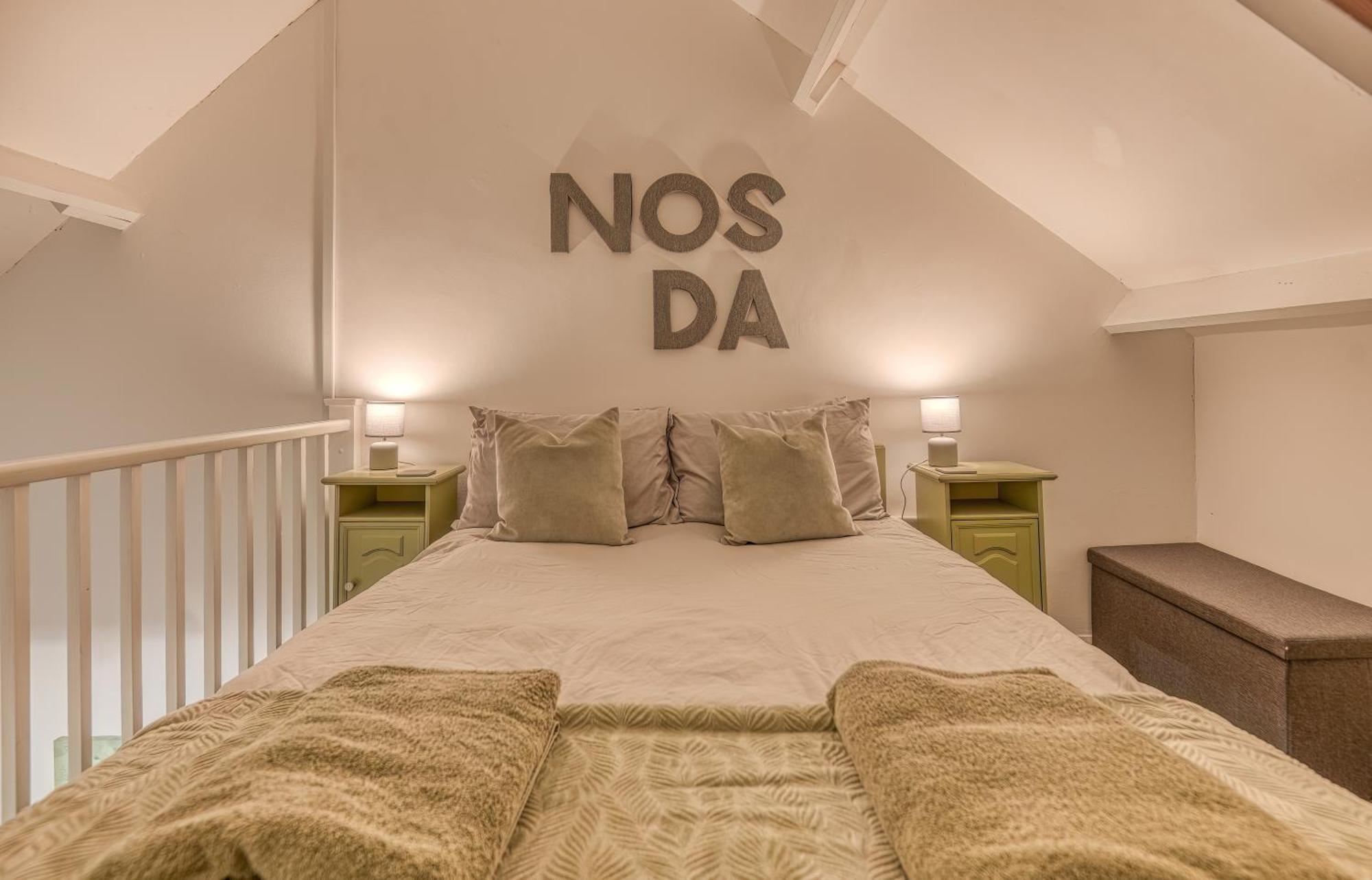Butland Cottage Pembroke Esterno foto
