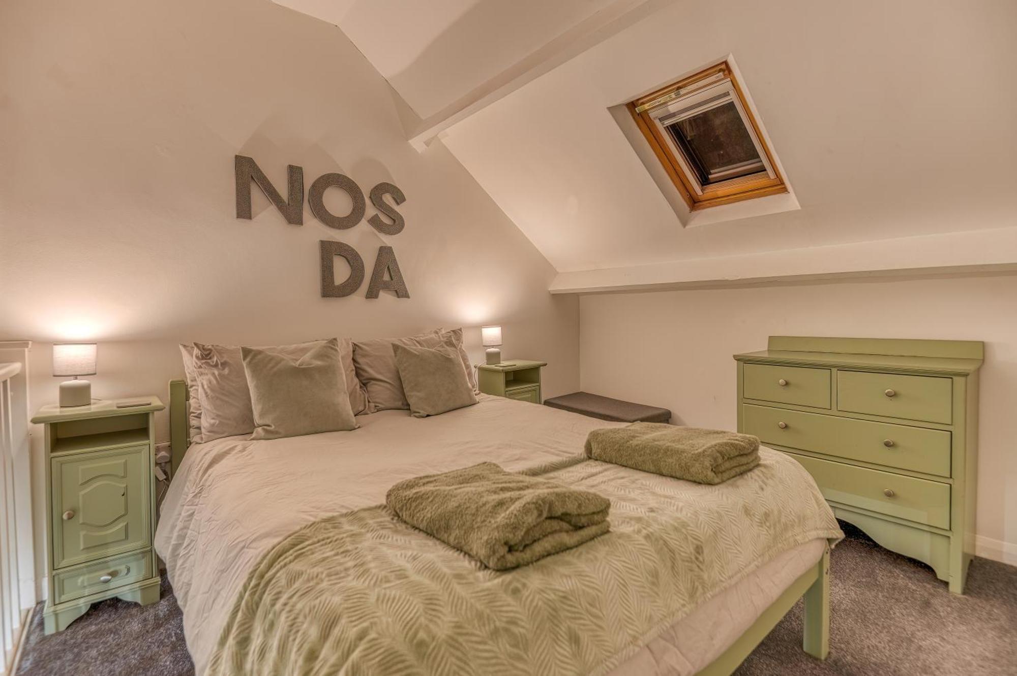 Butland Cottage Pembroke Esterno foto